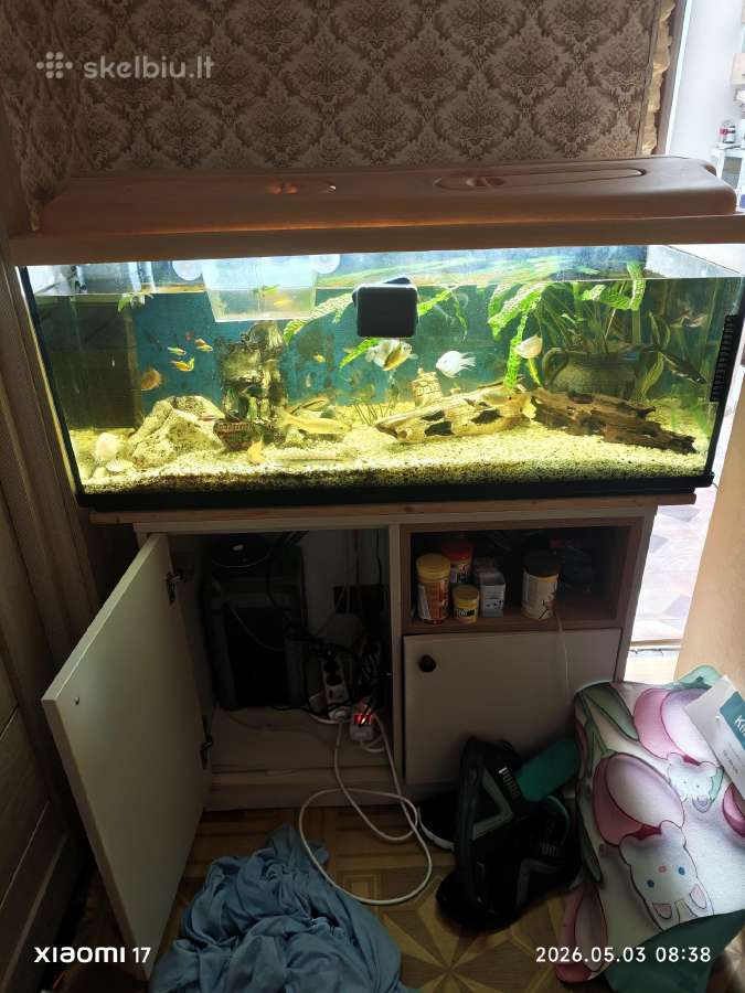 Parduodu akvariuma