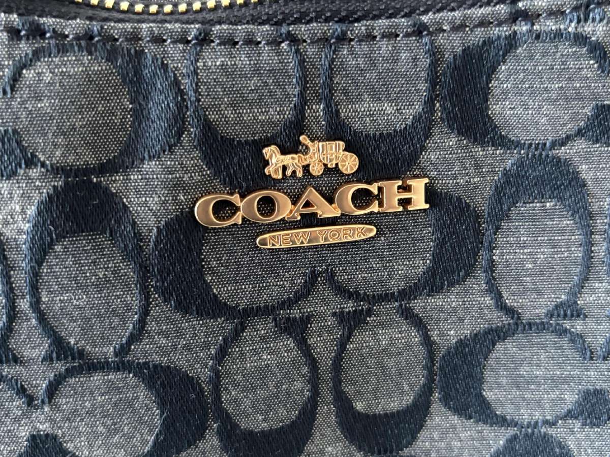 Coach rankinė - nuotraukos Nr. 3