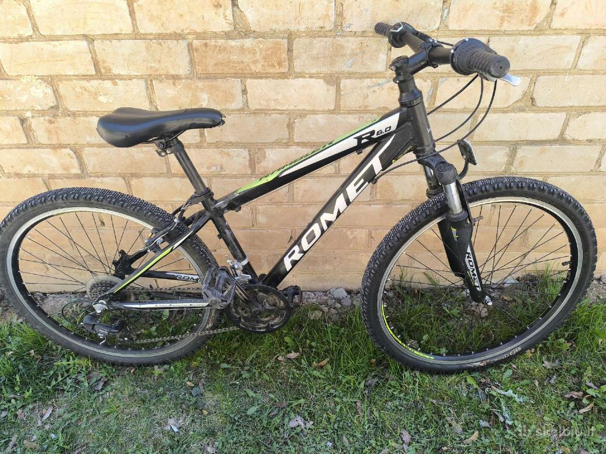 Parduodu dviratį. Ratai 26.5 Kaina 65€