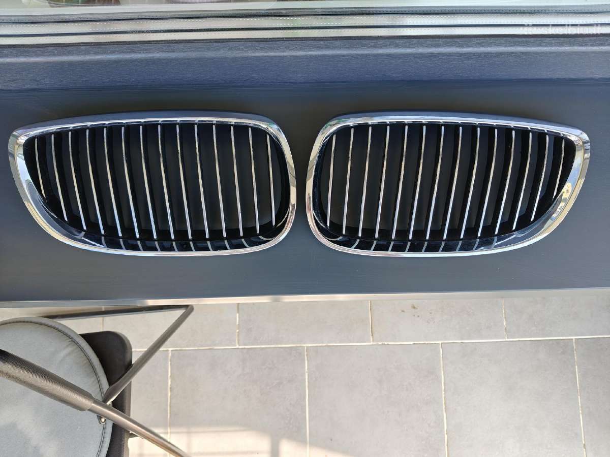 Bmw E92 bamperio grotelės - 224059-10