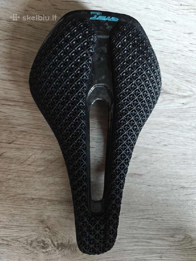 Ryet 3D Carbon Sedynė
