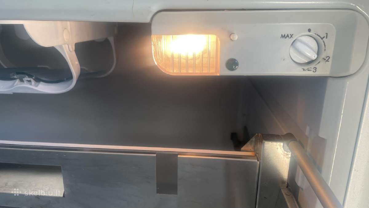 Hotpoint dviejų stalčių integruotas šaldytuvas - nuotraukos Nr. 6