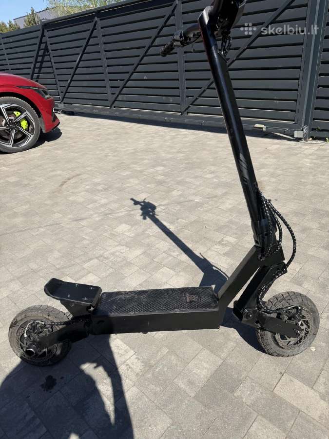 Kukurin g2 kaip naujas 400 eurų