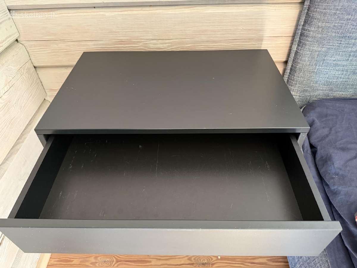 Naktiniai Vikhammer ikea staliukai - nuotraukos Nr. 3