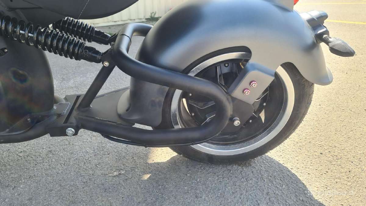 Elektrinis motociklas Mangosteen M8 - nuotraukos Nr. 8