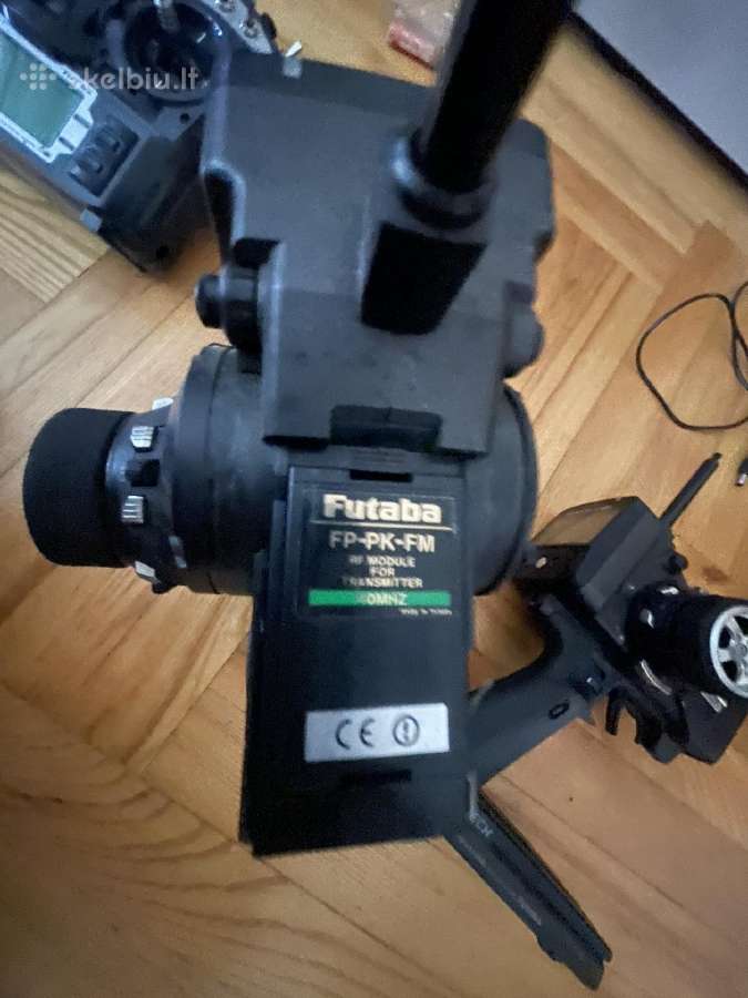 Valdymo pultas Futaba, Turnigy.