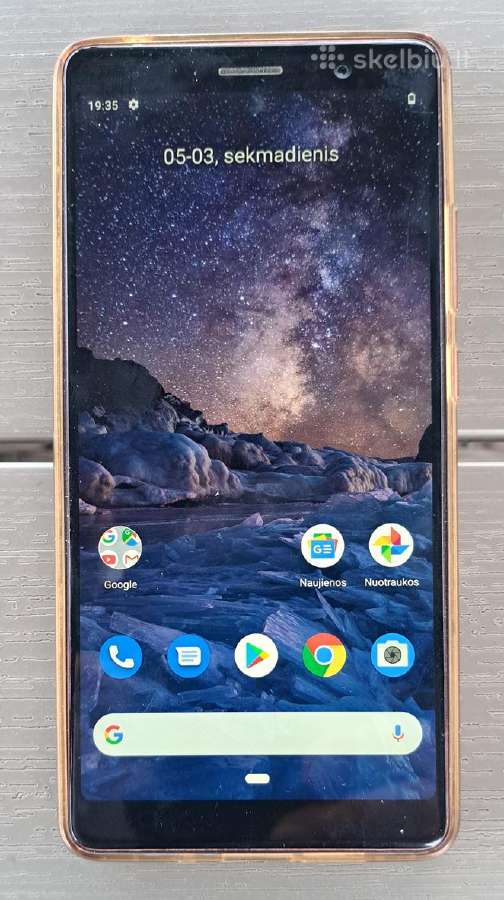 Nokia telefonai 3720 c, 7 plus