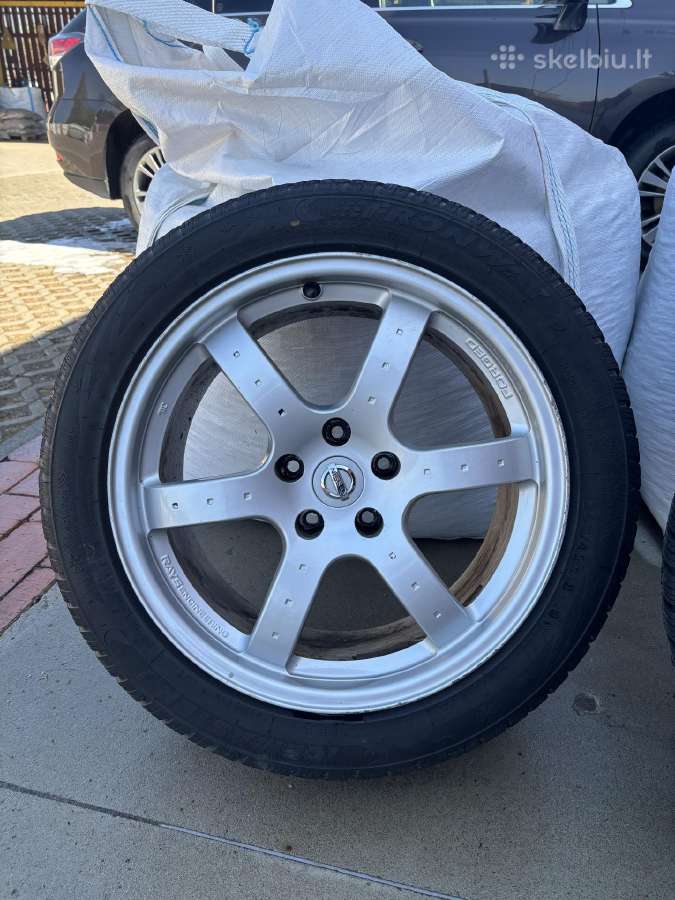 Rays Forged Oem Nissan 350z ratlankiai su padangom
