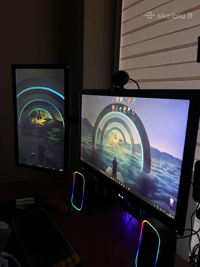 2 Hp monitorių ir laikiklio rinkinys