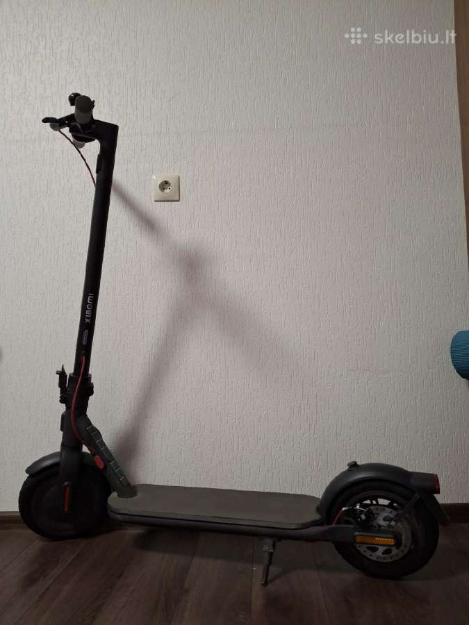 Xiaomi 4 elektrinis paspirtukas