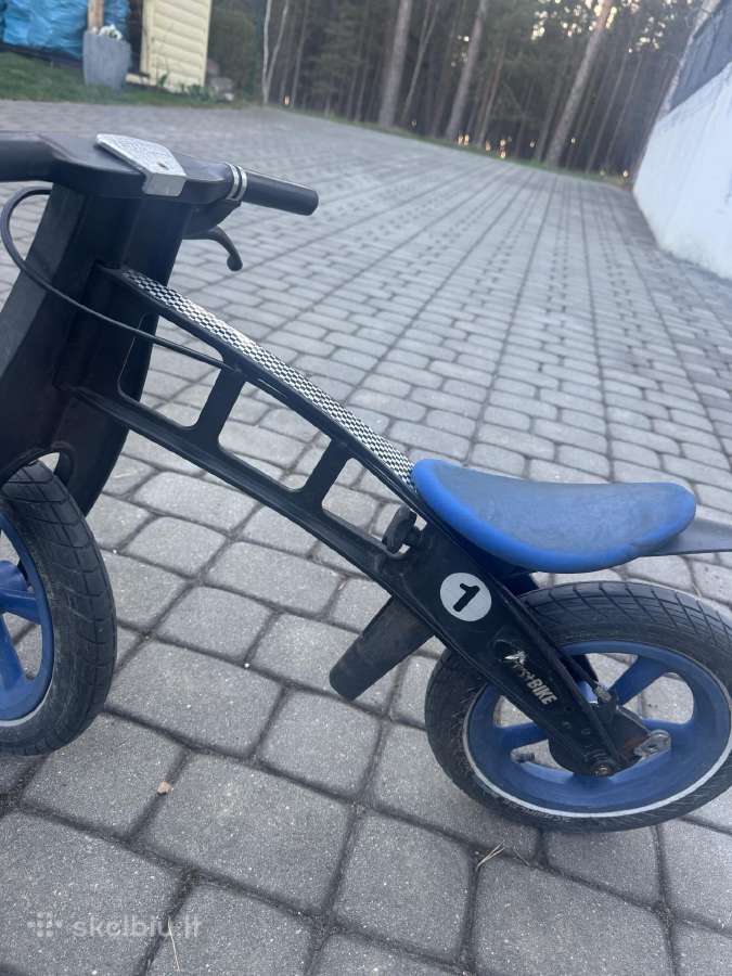 Balansinis dviratis Firstbike