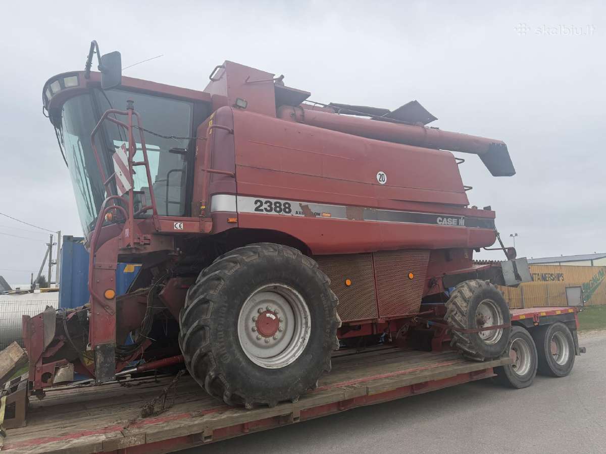 Kombainas Case Ih 2388 ardomas dalimis - nuotraukos Nr. 6