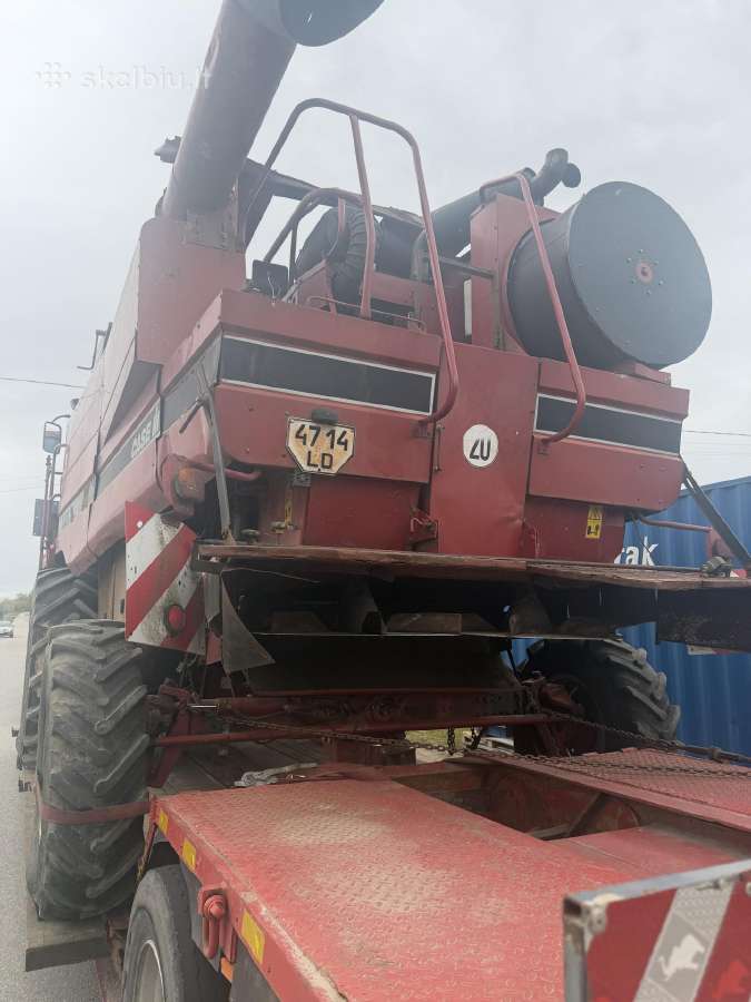 Kombainas Case Ih 2388 ardomas dalimis - nuotraukos Nr. 7