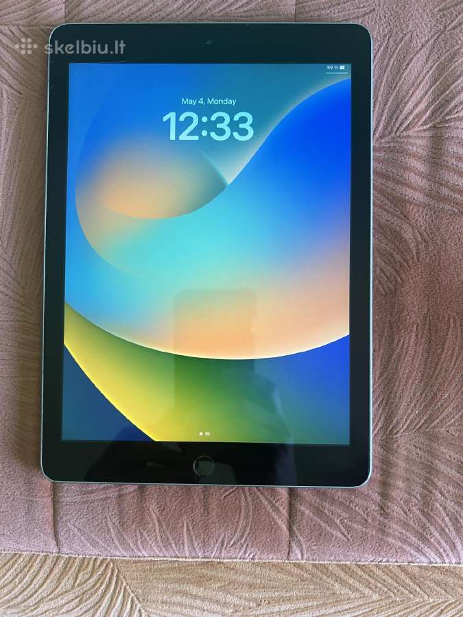 iPad 5th Gen 32 GB