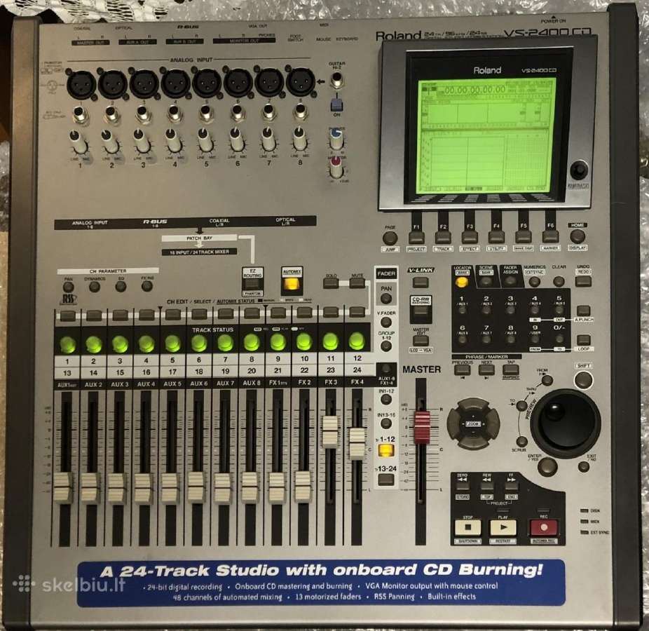 Dinacord Tube , Ibanez GX-30, Shure Sm 58, Roland, - nuotraukos Nr. 23