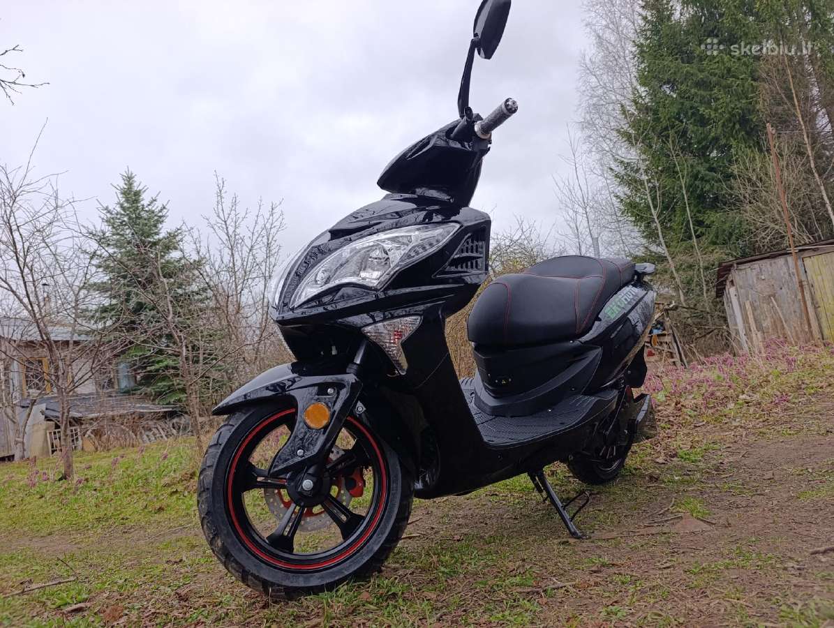 Motoroleris Super Hawk, 2000w