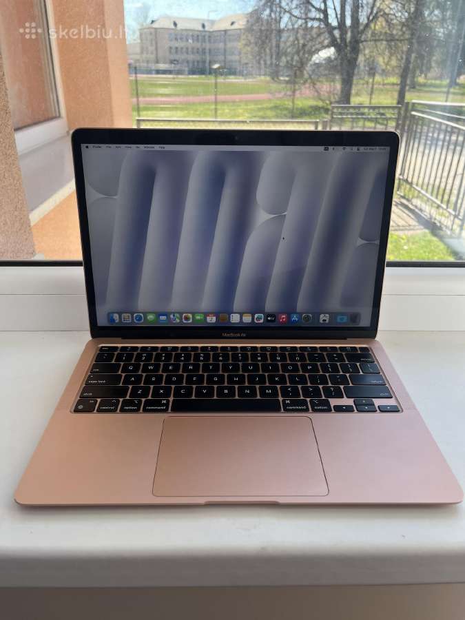MacBook Air M1