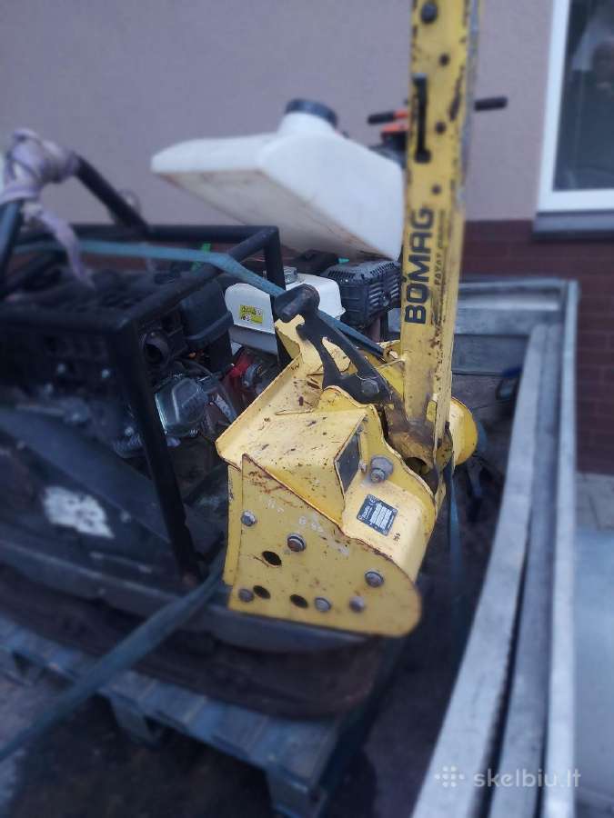 Vibro plokštė Bomag 330 kg