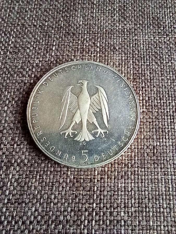 5 markės 1977 m. - nuotraukos Nr. 2
