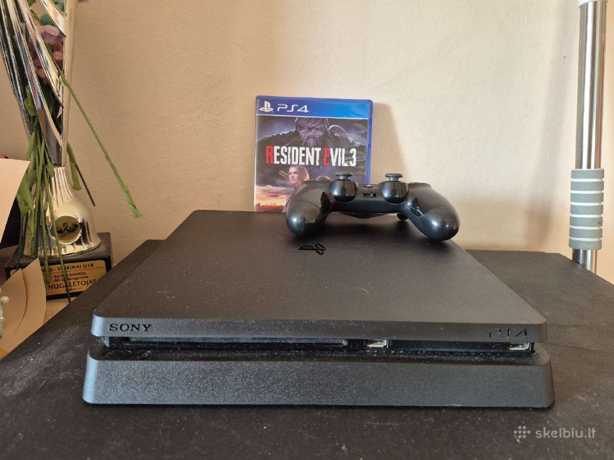 Playstation 4 Slim