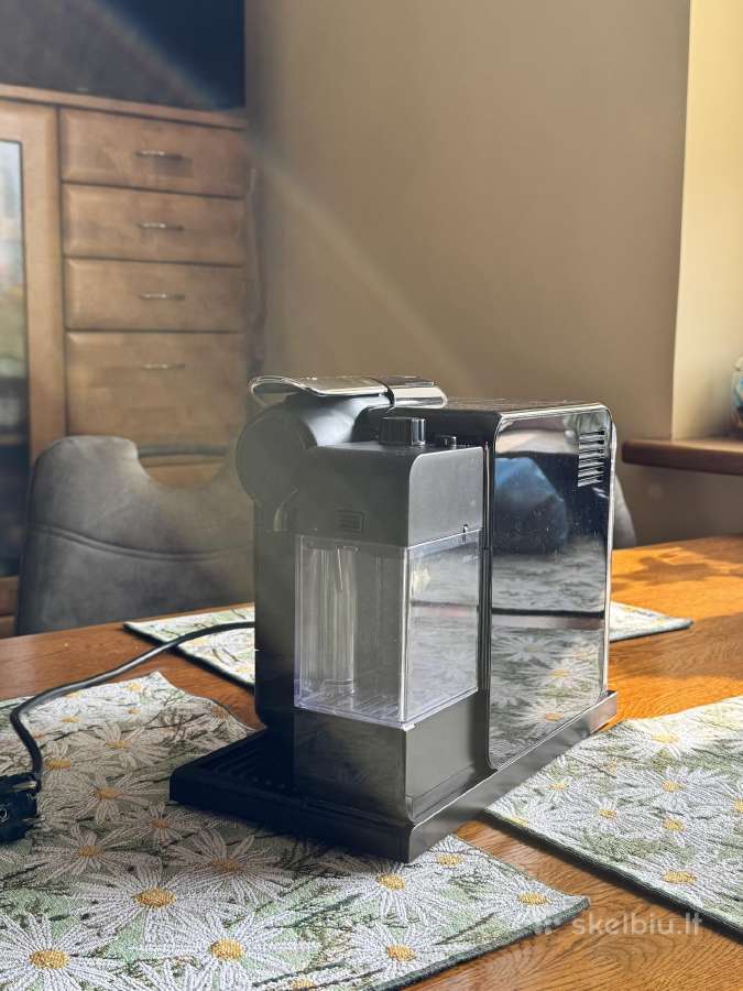 Nespresso Lattissima Touch kavos aparatas