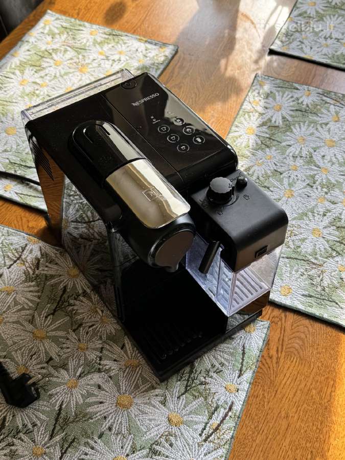 Nespresso Lattissima Touch kavos aparatas - nuotraukos Nr. 2