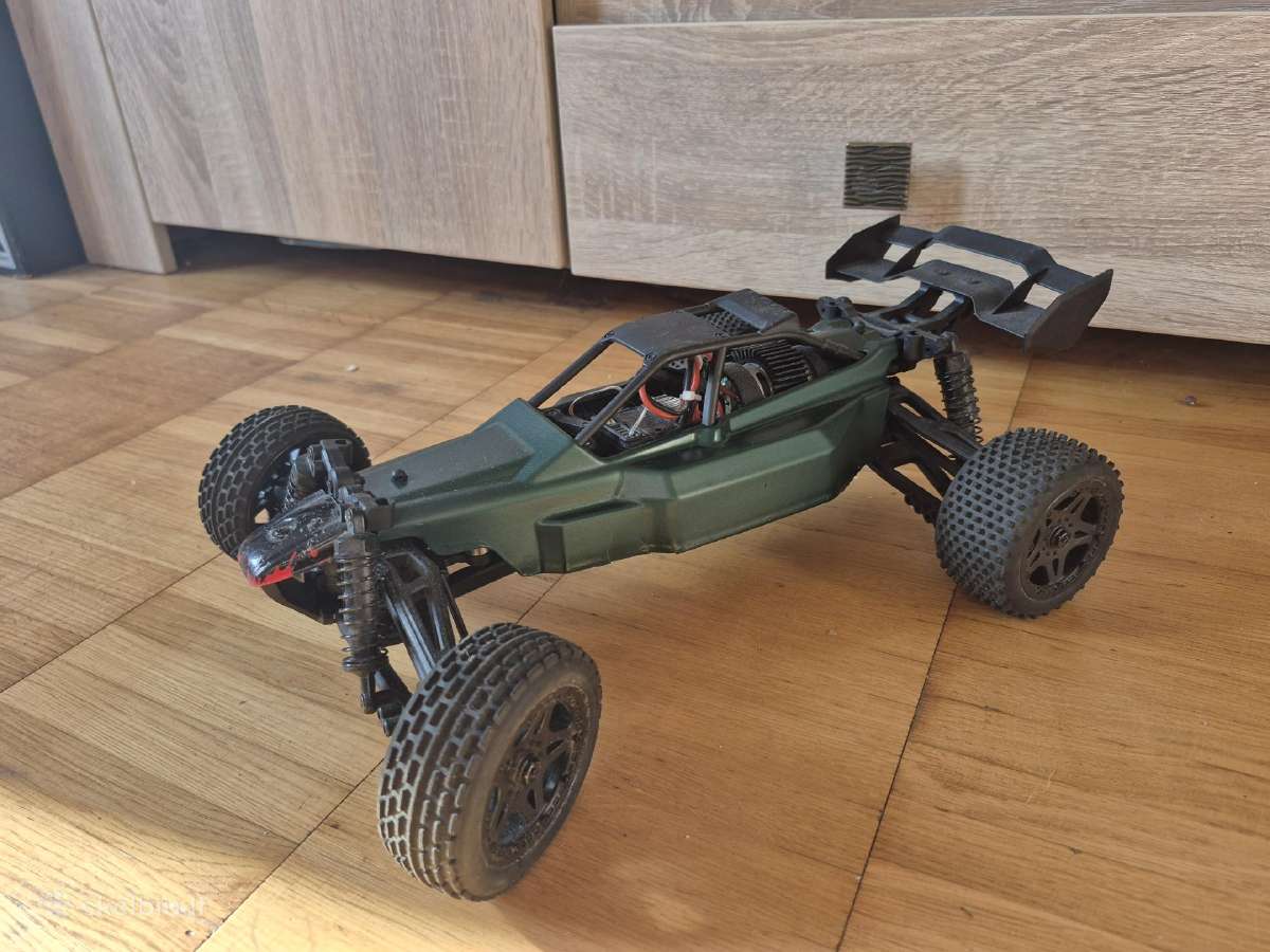 Žalias RC Modelis - nuotraukos Nr. 2