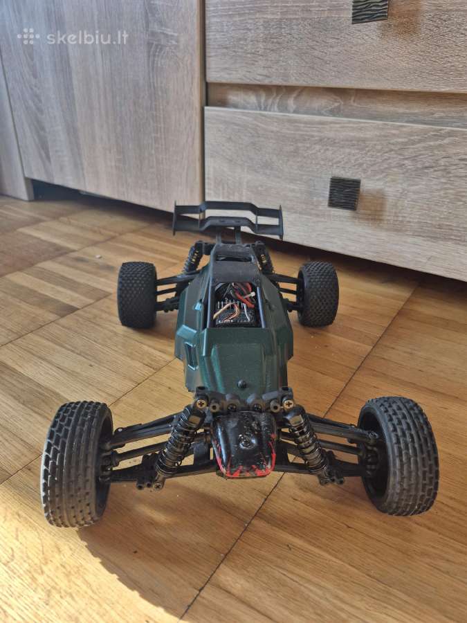 Žalias RC Modelis - nuotraukos Nr. 3