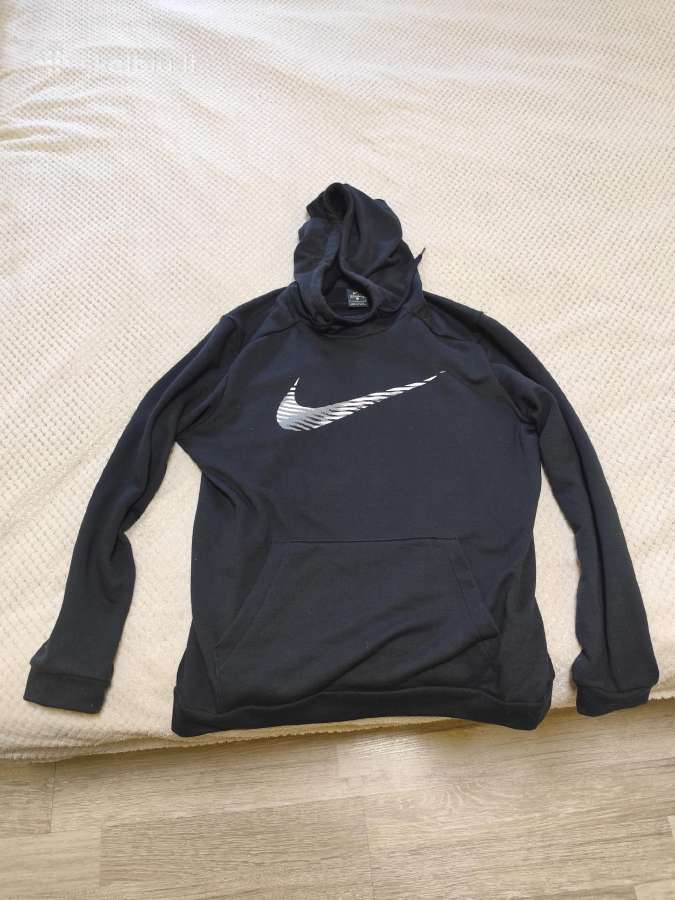 Nike dzemperis