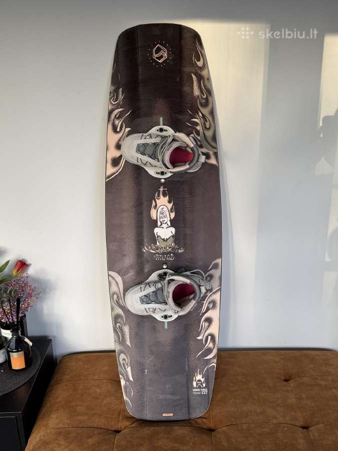 Parduodu Liquid force virago lenta 137cm su batais