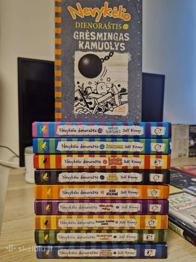 Parduodu knygas