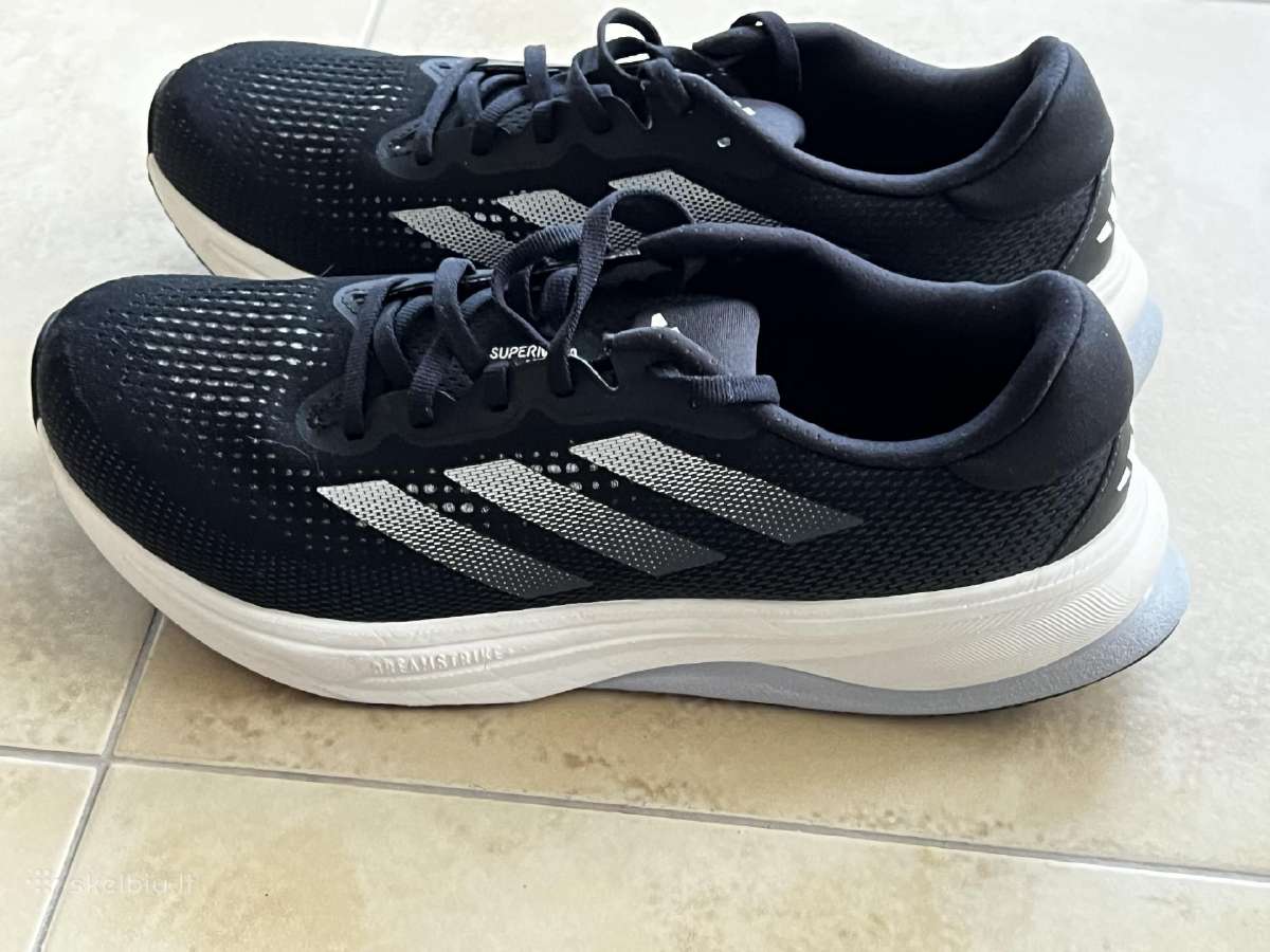 Adidas batai 45.5 dydis