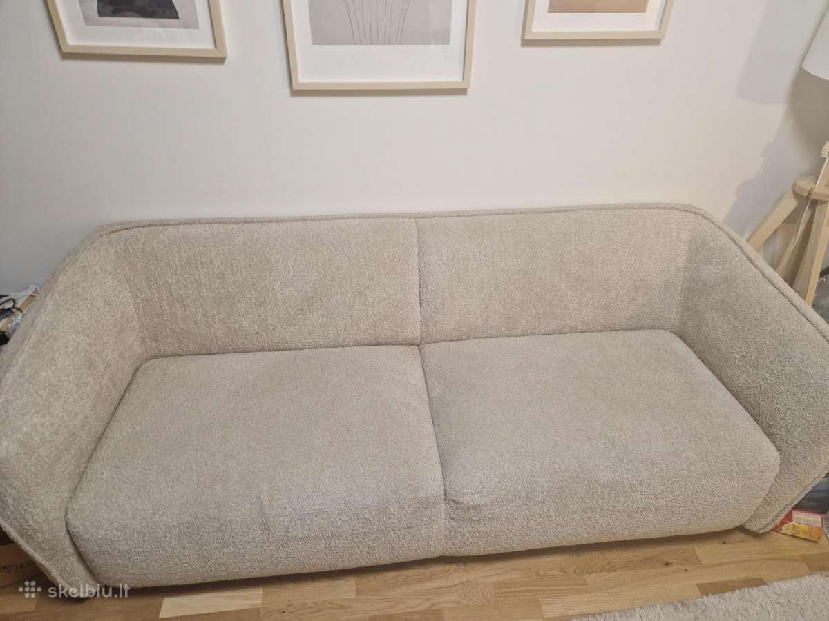 Parduodu mazai naudita sofa ,kaina sutartine