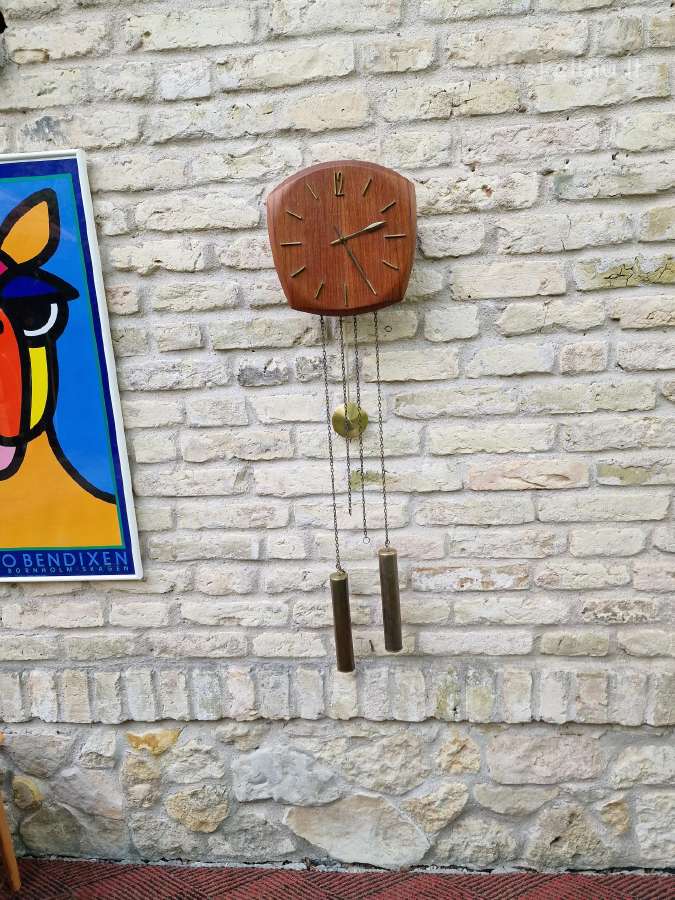 Vintažinis mid century sieninis laikrodis