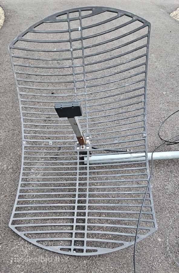 5G 4G antena su stovu ir laidu - nuotraukos Nr. 2