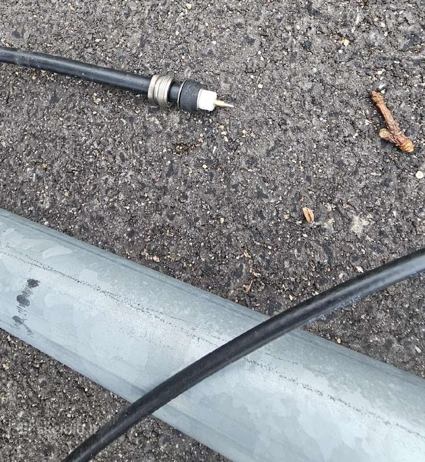 5G 4G antena su stovu ir laidu - nuotraukos Nr. 4
