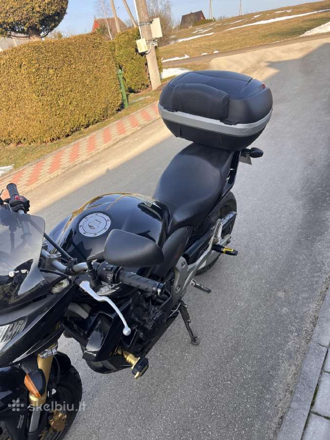Motociklas Honda Hornet - nuotraukos Nr. 3
