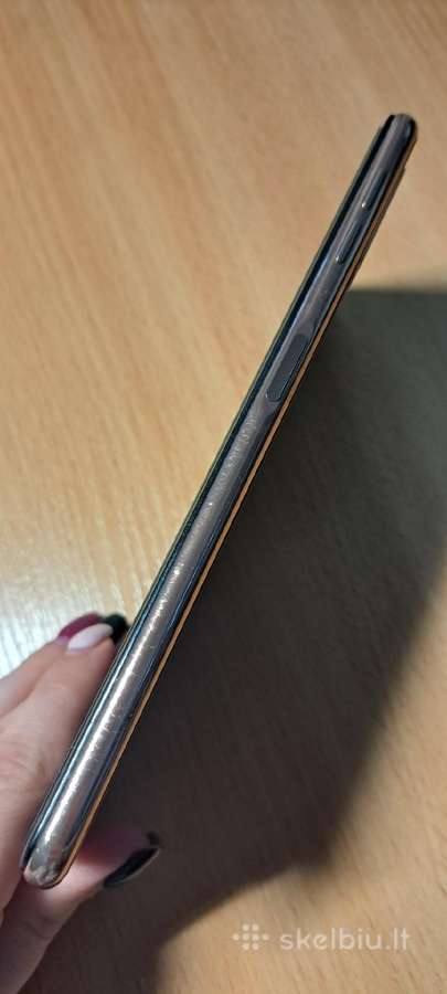 Telefonas Samsung Galaxy A7 (2018) - nuotraukos Nr. 3