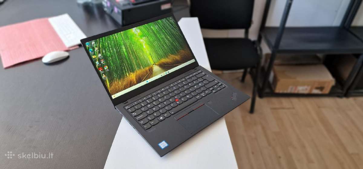 Lenovo X1 carbon 7th Fhd ips