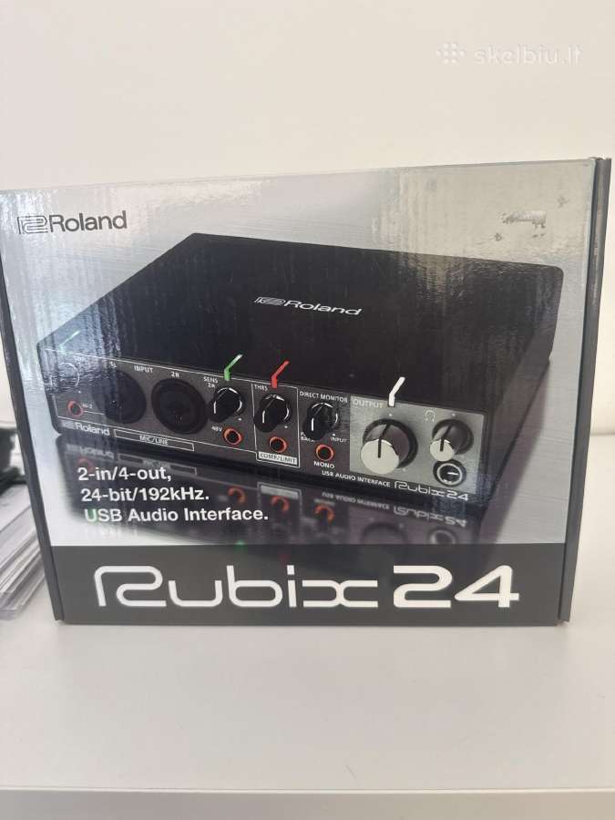 Roland Rubix 24