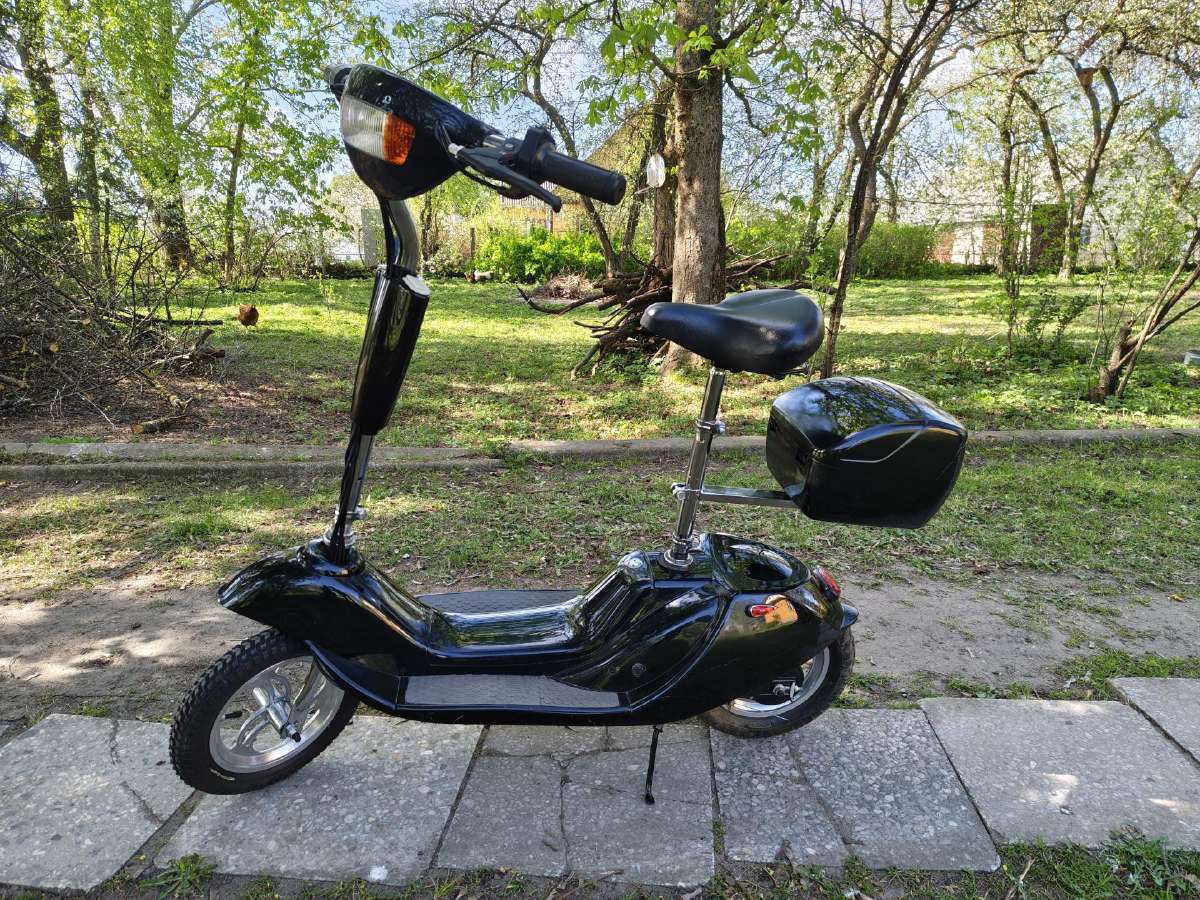 Elektrinis mopedukas paaugliam