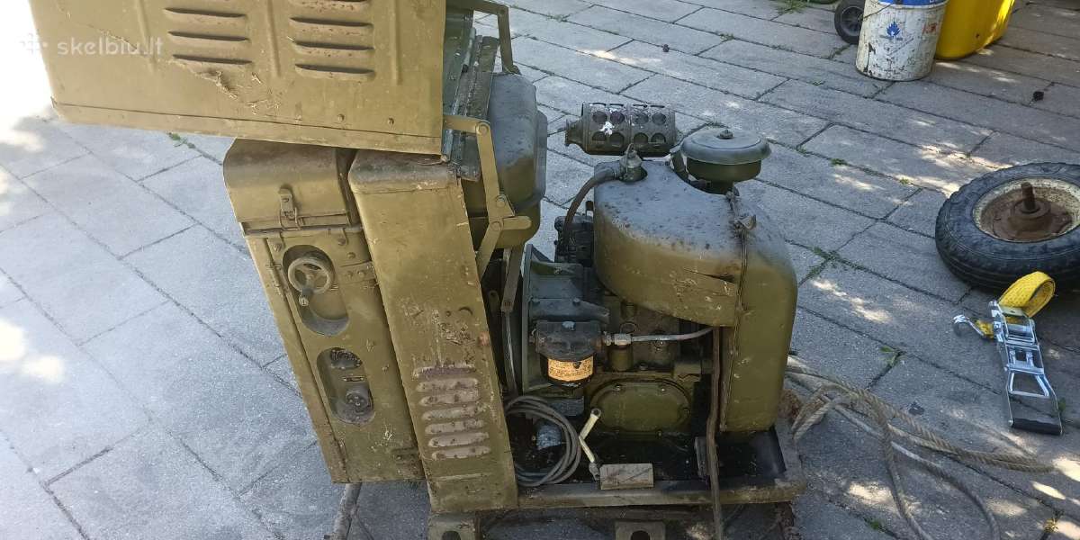 Tarybinių laikų generatorius 115v.2kw.
