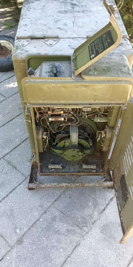 Tarybinių laikų generatorius 115v.2kw. - nuotraukos Nr. 3