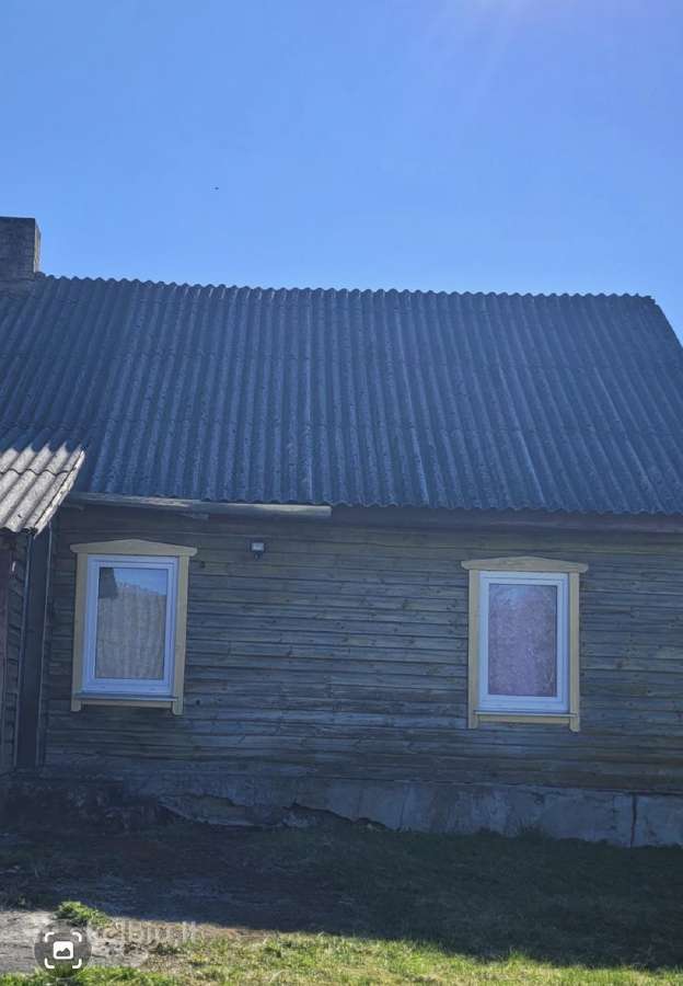 Parduodama namo dalis,šalia utenos.