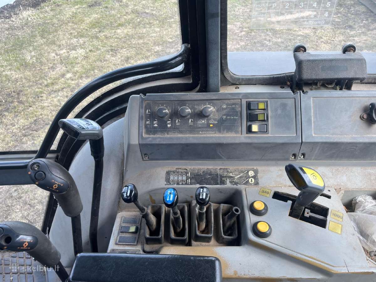 Traktorius Valmet 8100 - nuotraukos Nr. 8
