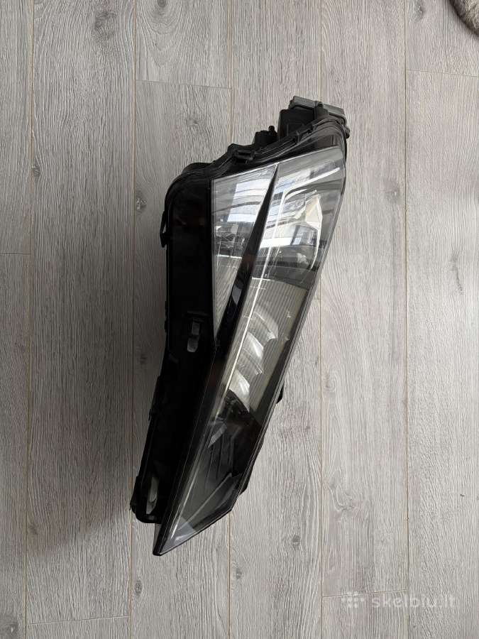 3v1.941.016.d Skoda Superb B8 headlamp (right)