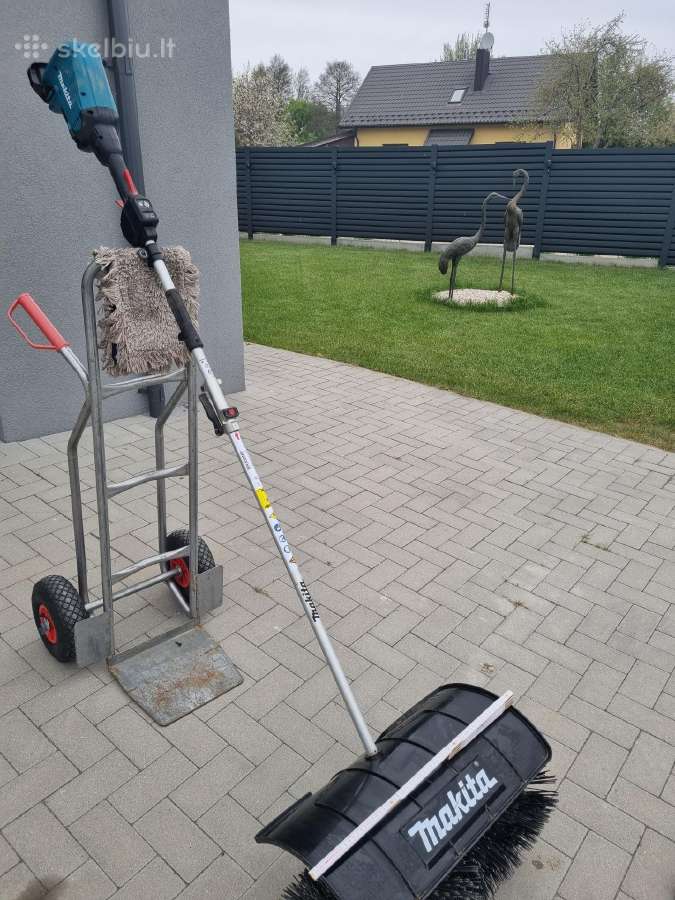 Galiu sukomplektuoti ir pakrovėja su batareikom
