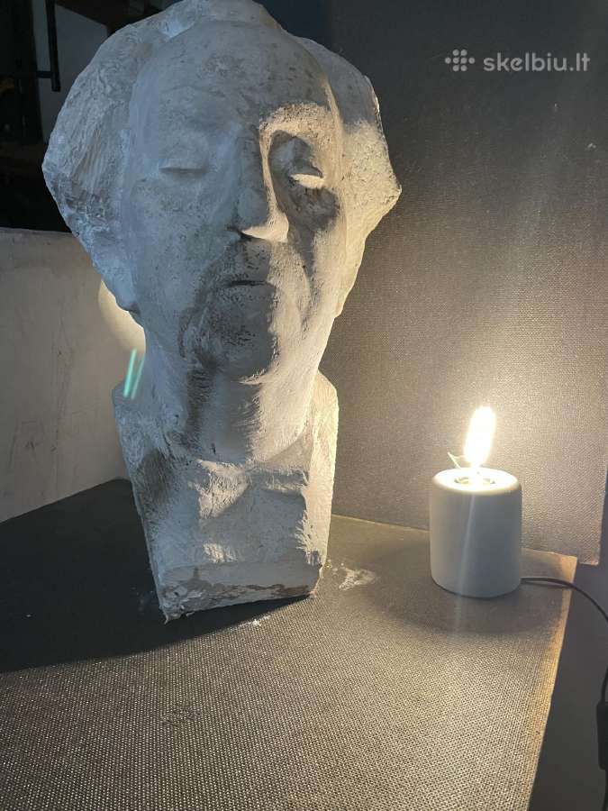 Skulptura (50cm)
