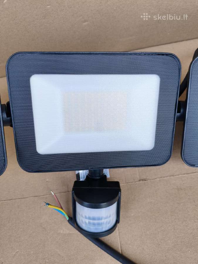 LED lauko šviestuvas su judesio davikliu (3 galvų) - nuotraukos Nr. 2