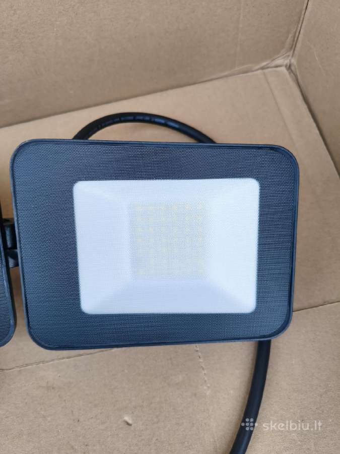 LED lauko šviestuvas su judesio davikliu (3 galvų) - nuotraukos Nr. 3